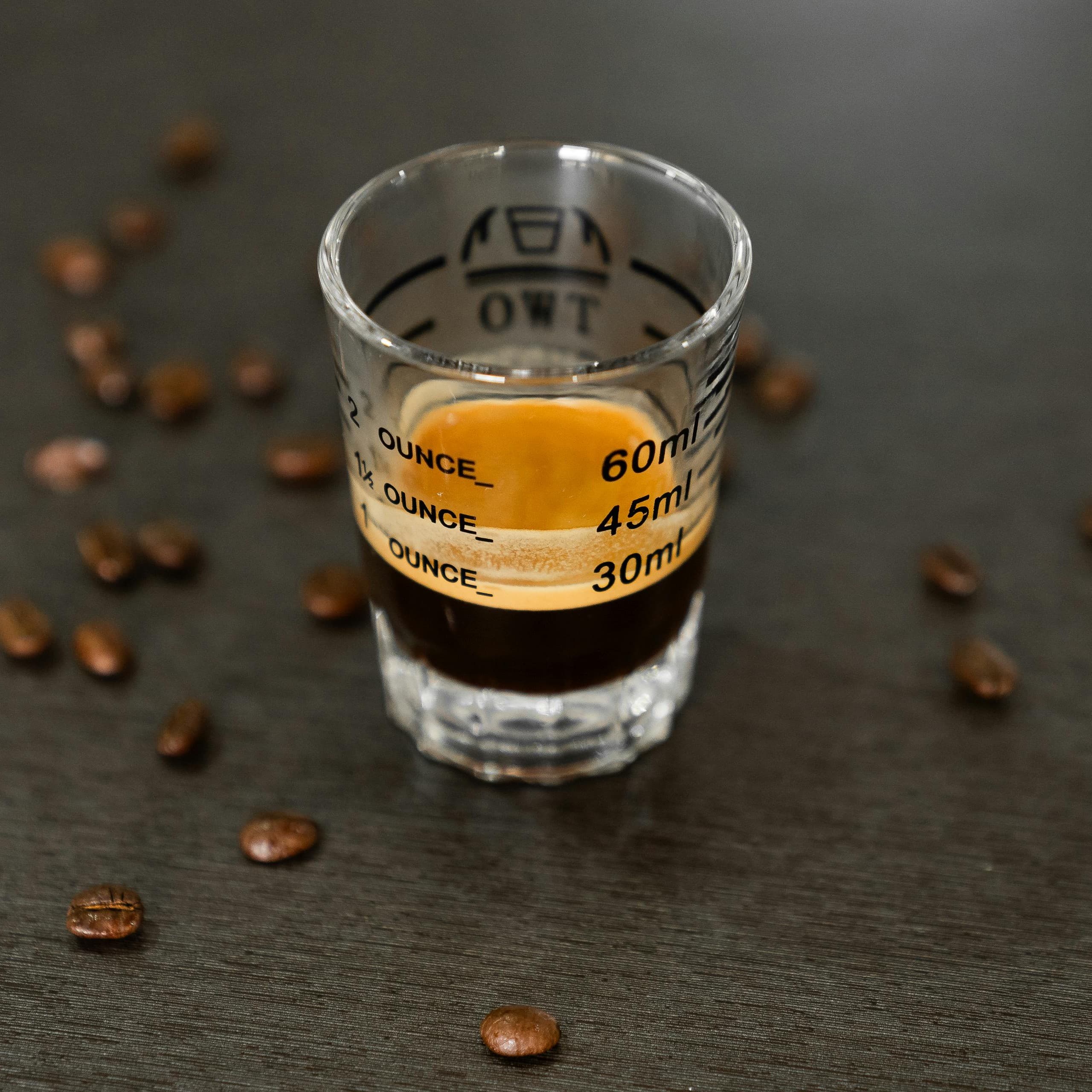 BUGGY COFFEE｜每天喝黑咖啡好嗎？科學研究告訴你身體會發生什麼事